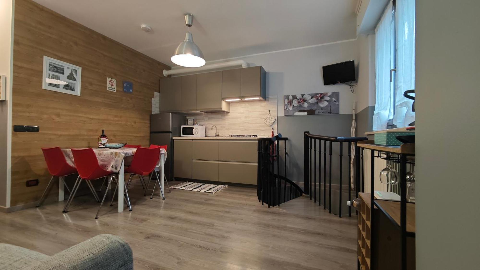 Appartamento Aleph With Private Parking, Next Train Station Комо Экстерьер фото